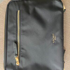 GUC Knomo Tablet Case , Black, Red Inside.